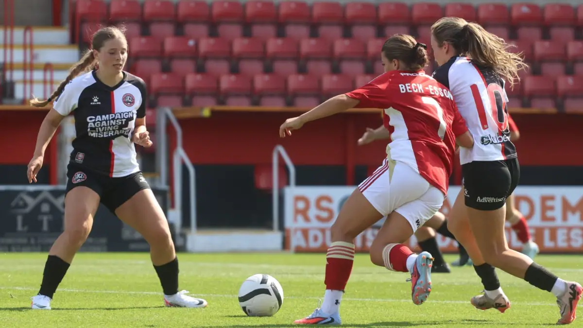 Opening day defeat for Berkshire’s FAWNL sides