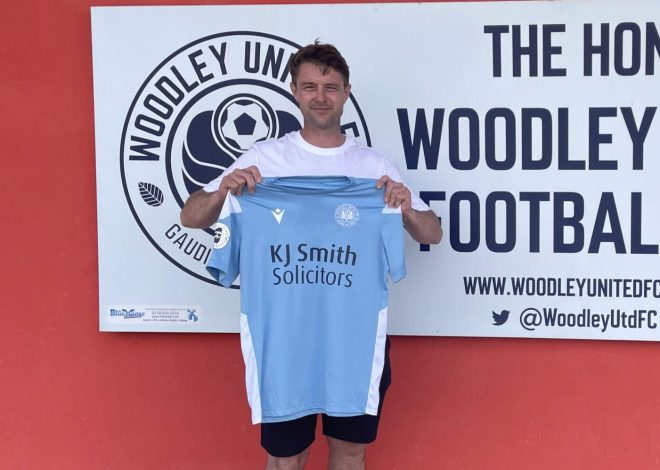 Eliot Whitehouse checks in at Woodley United – Football in Berkshire